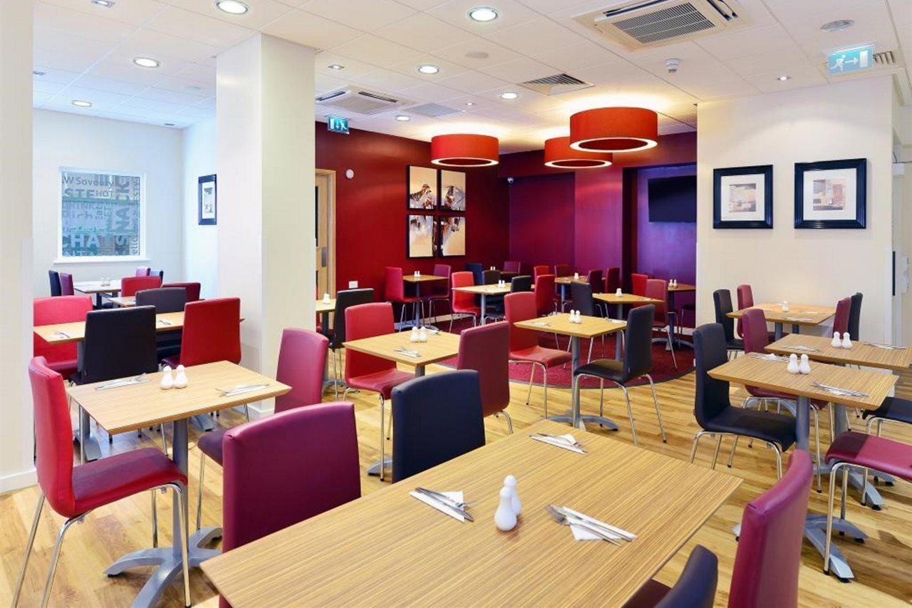 Travelodge Glasgow Queen Street Екстериор снимка