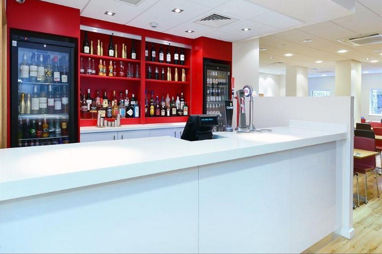 Travelodge Glasgow Queen Street Екстериор снимка