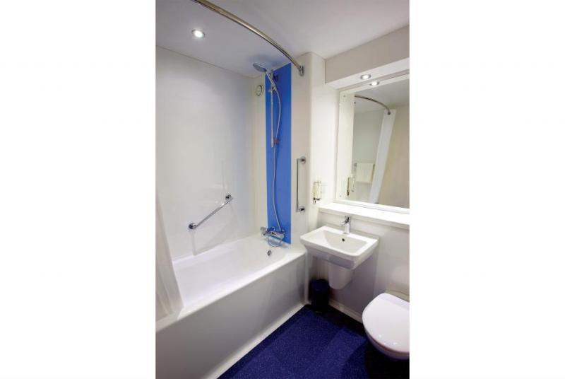 Travelodge Glasgow Queen Street Екстериор снимка